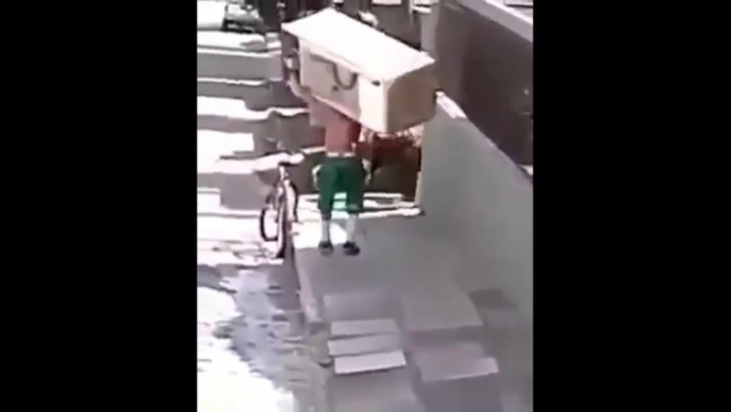 Транспортироа холодильника