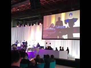 Lady gaga на дне рождении элтона джона | 25 03 17