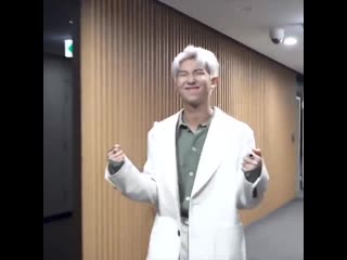 Joonie’s dimples smile ( his outfit and cute little fists (