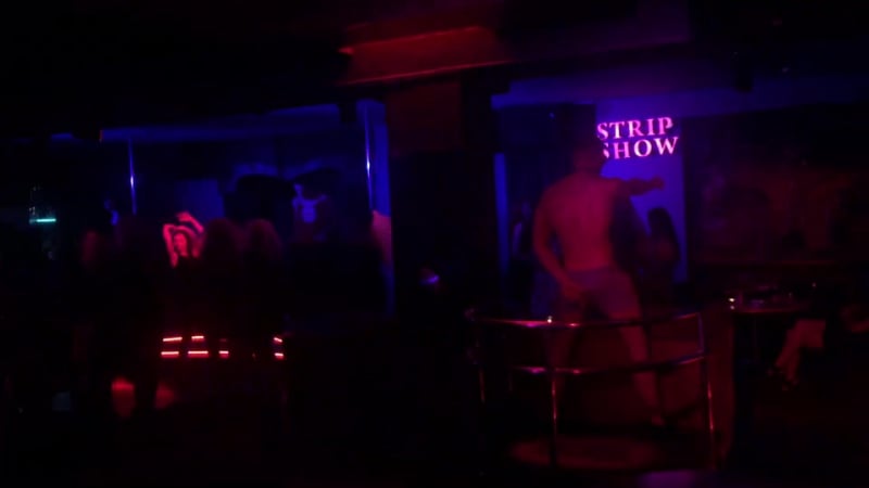 Невесты на танцполе эгоиста!