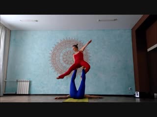 Acroyoga washing machine deciduous olga and sveta acroural