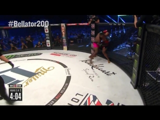 #bellator200 live results phil davis def linton vassell via ko (head kick) (round 3 105)