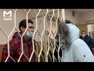 Reeflay точно сказал все ближайшие 2 месяца он проведет в сизо но с этим решением стример не согласен, будет обжаловать арест