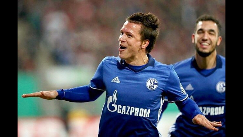 Yevhen konoplyanka ● schalke in 2016/2017