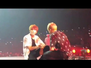 Jikook moment in show champ in mnl