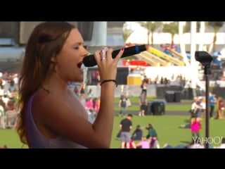 Tove lo singing talking body and showing boob (live at rock in rio, las vegas)