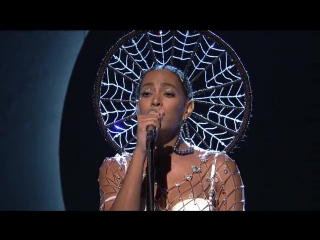 Solange cranes in the sky (live on snl)