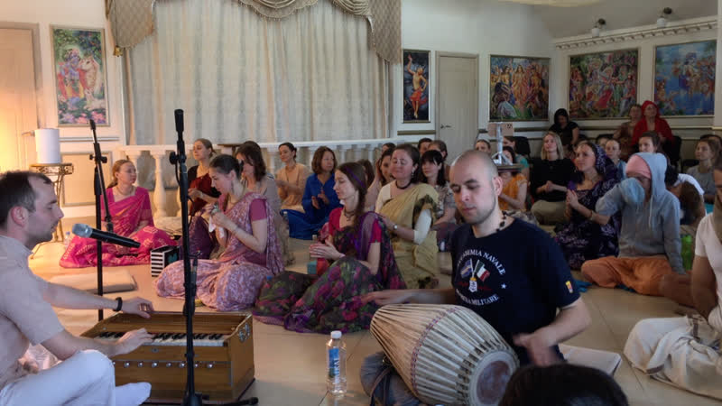 Киртан мела