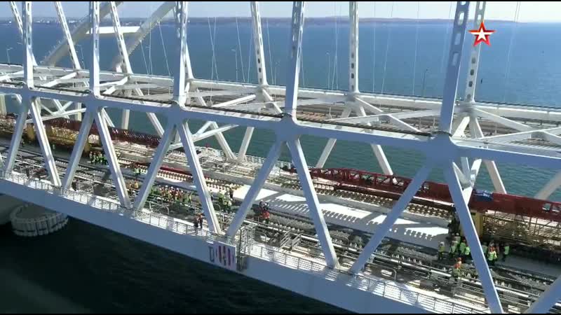 Стыкоа рельсов железнодорожной части крымского моста