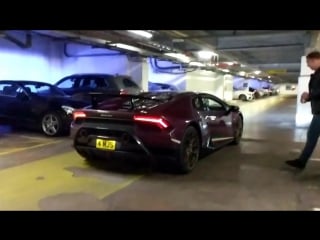 Viola ophelia huracan performante loud revs and engine sound