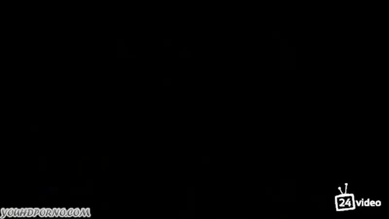 Masturbatsiya krasotki v chulkah mp4