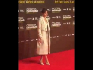 Emma watson auf der premiere von colonia dignidad