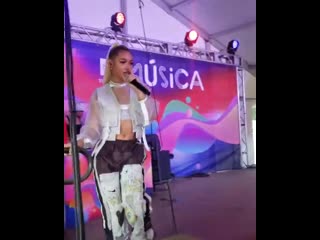 Danileigh spanglish like bachata