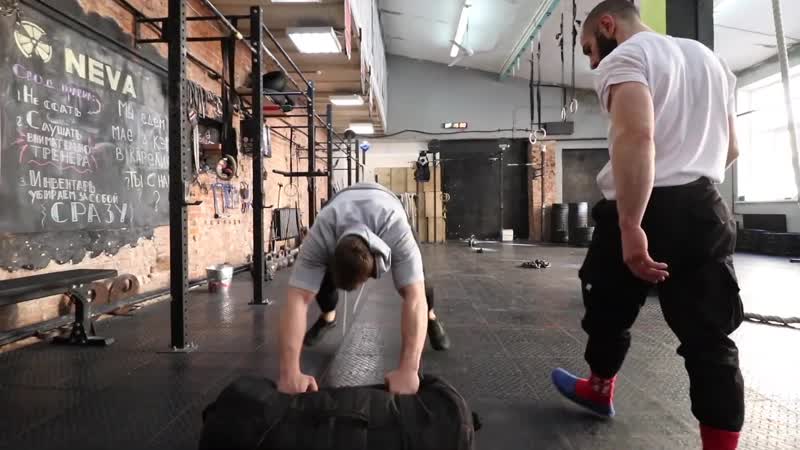 Гога уничтожил десантника (тренироа на выносливость)