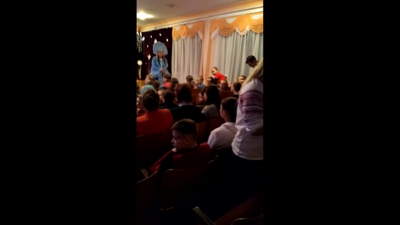 Новорічне свято р апостолово