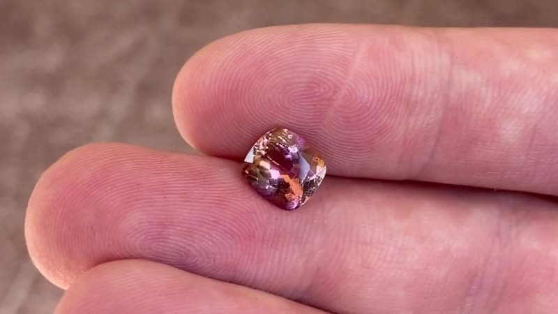 [sinnergems] танзаниты необычного цвета