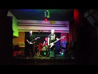 Летучие обезьяны bela lugosi`s молодые live 16 09 16 doolin house