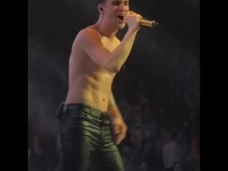 Double buble disco queen brendon urie u mean?