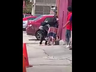 Настоящий джентельмен делает свою даму сильной