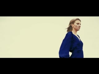 Девушка признается в любви своему парню