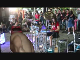 Тупа флекс, барабаниха охуела рикардо милос