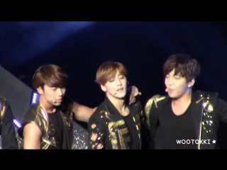 Fancam u kiss(kevin focus) nightmare @ japan live tour 'action'