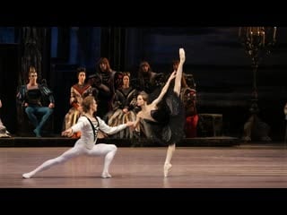 Swan lake [by yuri grigorovich] svetlana zakharova, denis rodkin, ekaterina barykina, artemiy belyakov, alexey loparevich bt