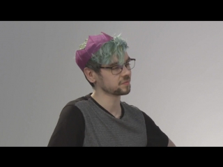 Jacksepticeye compliments and roasts revelmode members! cringemas livestream