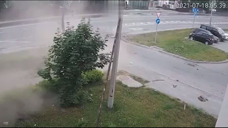 Ушёл от штрафа в столб