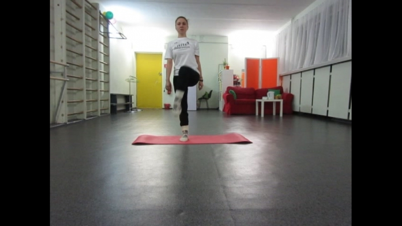 Разминка перед растяжкой ноги, спина, шея