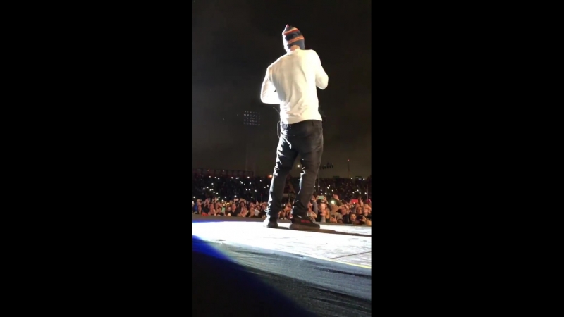 Maroon 5 don't wanna know (live in quito)