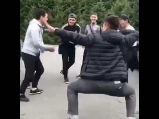 Игра жамбашом, кому нравятся такие парни?