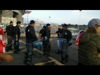 Exclusive israeli fans blocked from italian stadium by palestinian protesters