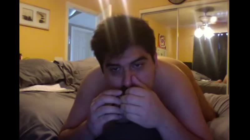 Tiếp khách phòng ký túc