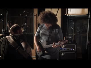 Toska – congress (live at metropolis studios)