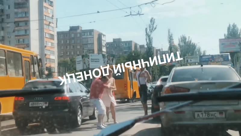 Драка водителей на ленинском проспекте