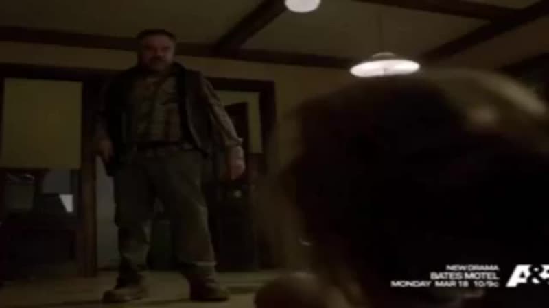 Владелец мотеля принудил к сексу норму бейтс (вера фармига)