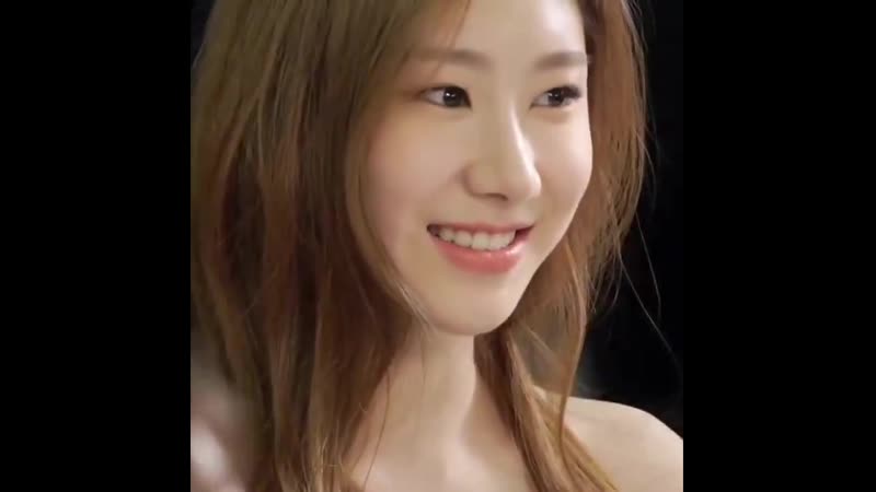 Chaeryung talented, prettiest, richer than old fucks with irrelevant opinions on the internet!!!