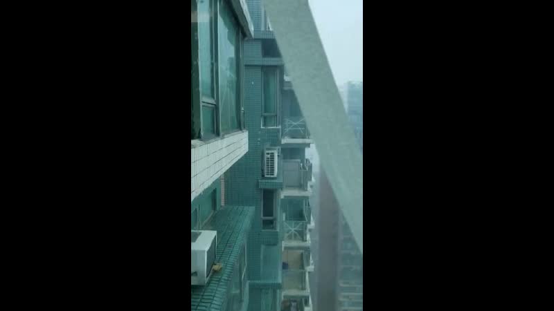 Небоскрёбы в ураган