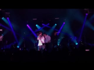 Hoodie allen with derek discanio all my friends (live)