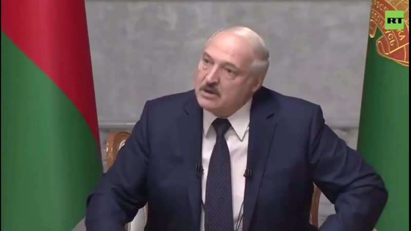 «красили попы синей краской»