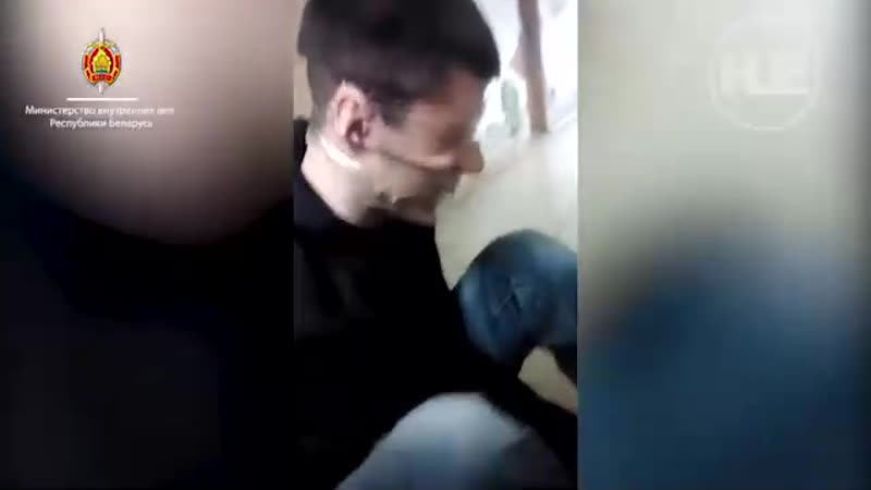 Замотали скотчем сокурсника