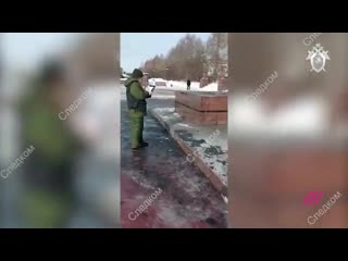 В татарстане сгорел памятник воину освободителю власти называли его огнеупорным