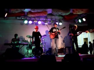 Julia daisy sisters the blues nephews