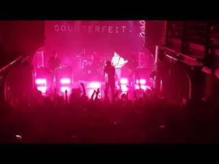 Counterfeit alive ( live in hamburg ) singer is jamie campbell bower