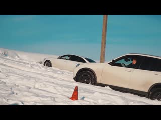 Как едут быстрые bmw на бездорожье против audi quattro!