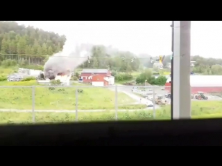 Sunsets reflection make neighbors house look like it's on fire