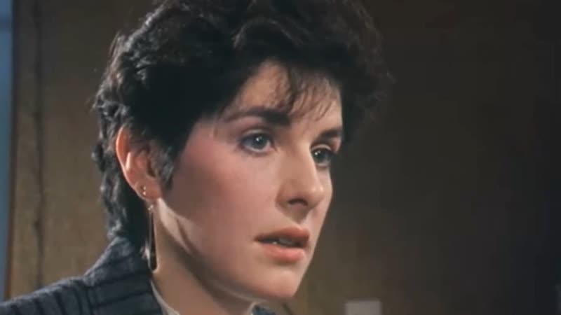 Enya, roma ryan interview in gaelic (’iris ‘85’, rte, )