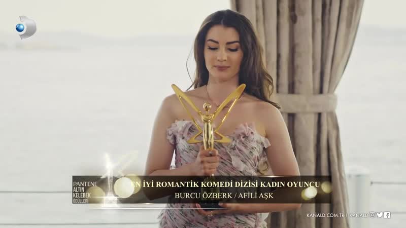 En i̇yi romantik komedi dizisi kadın oyuncu burcu özberk afili aşk