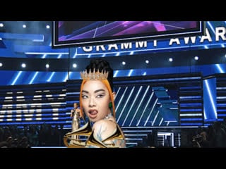 Rina sawayama recieving her grammys